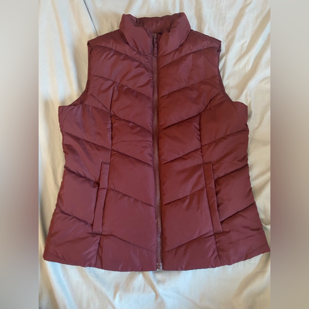 Aeropostale burgundy vest